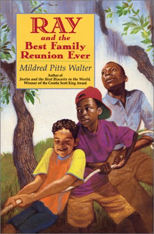 cover image RAY AND THE BEST FAMILY REUNION EVER