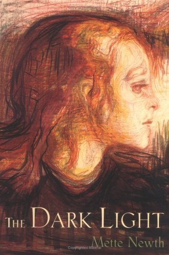 cover image THE DARK LIGHT
