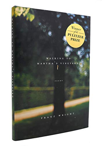 cover image WALKING TO MARTHA'S VINEYARD
