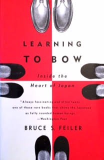 cover image Learning to Bow: Inside the Heart of Japan