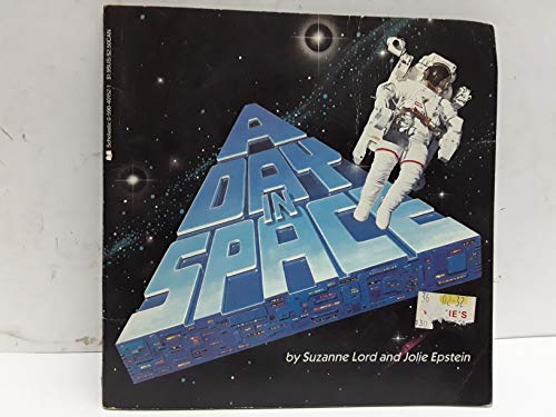 cover image A Day in Space