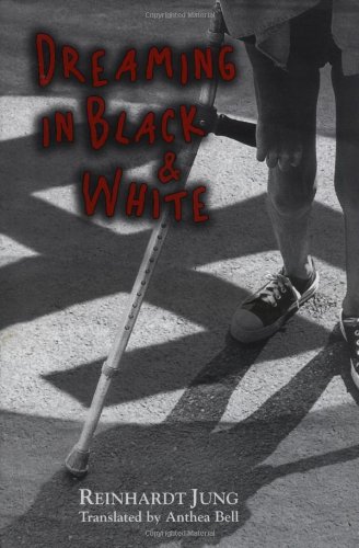 cover image DREAMING IN BLACK & WHITE