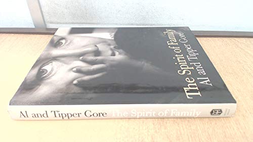 cover image THE SPIRIT OF FAMILY