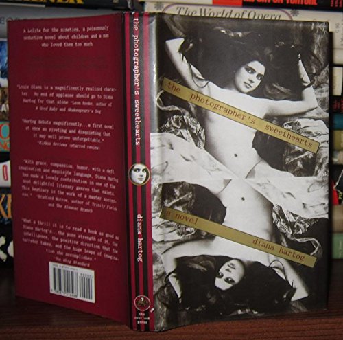 cover image The Photographer's Sweethearts